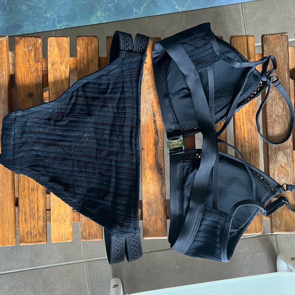 MileaTwo Piece swim suit size 8 bottoms, size 10 Top - Picture 3 of 8